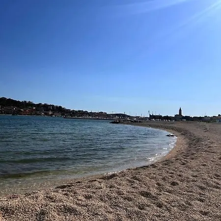 Vali 2 * Trogir