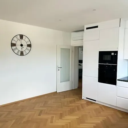 Vali 2 Apartment *