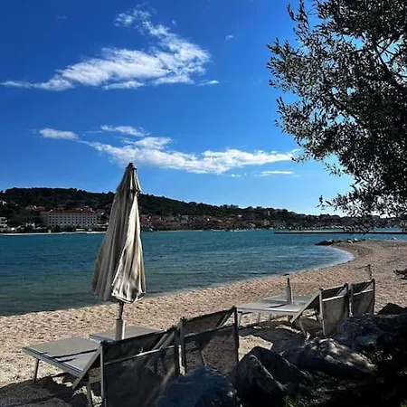 Vali 2 Apartment Trogir