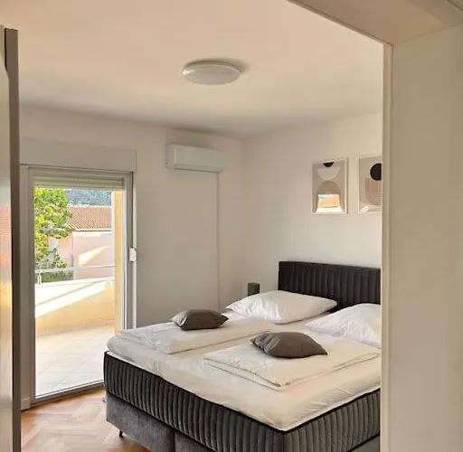 Appartement Vali 2 *