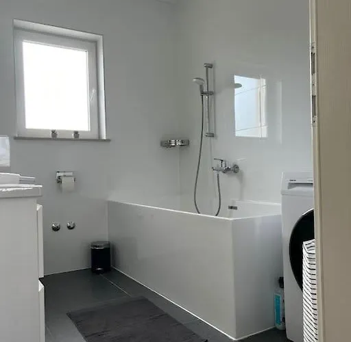 Appartement Vali 2 *